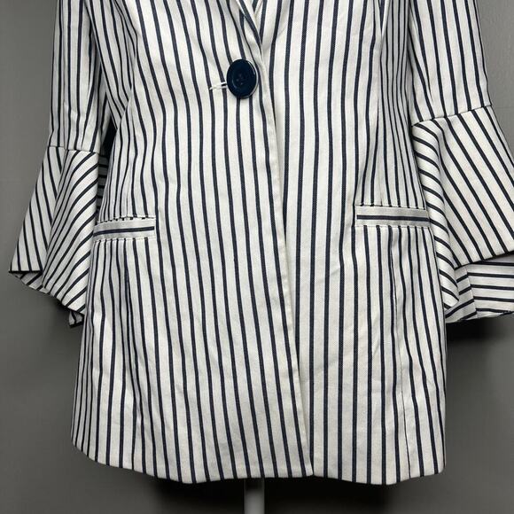 Cabi White Navy Striped Bell Sleeve Jacket Blazer Size 4 Style 5295 Twee Career - Picture 4 of 12